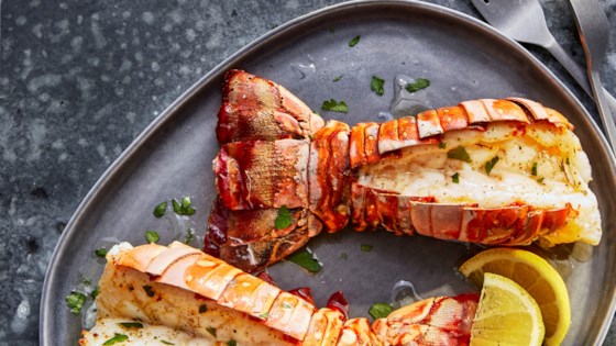 can you cook a lobster tail in an air fryer