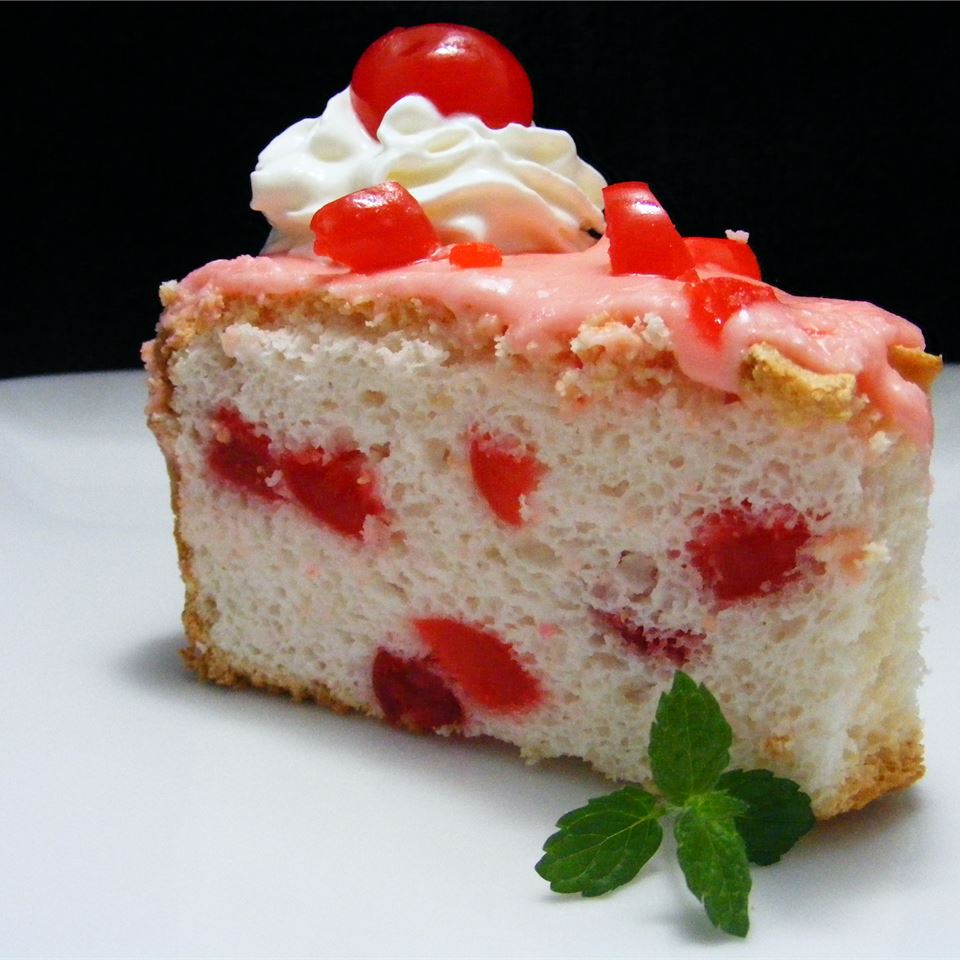 Cherry Angel Food Cake_image