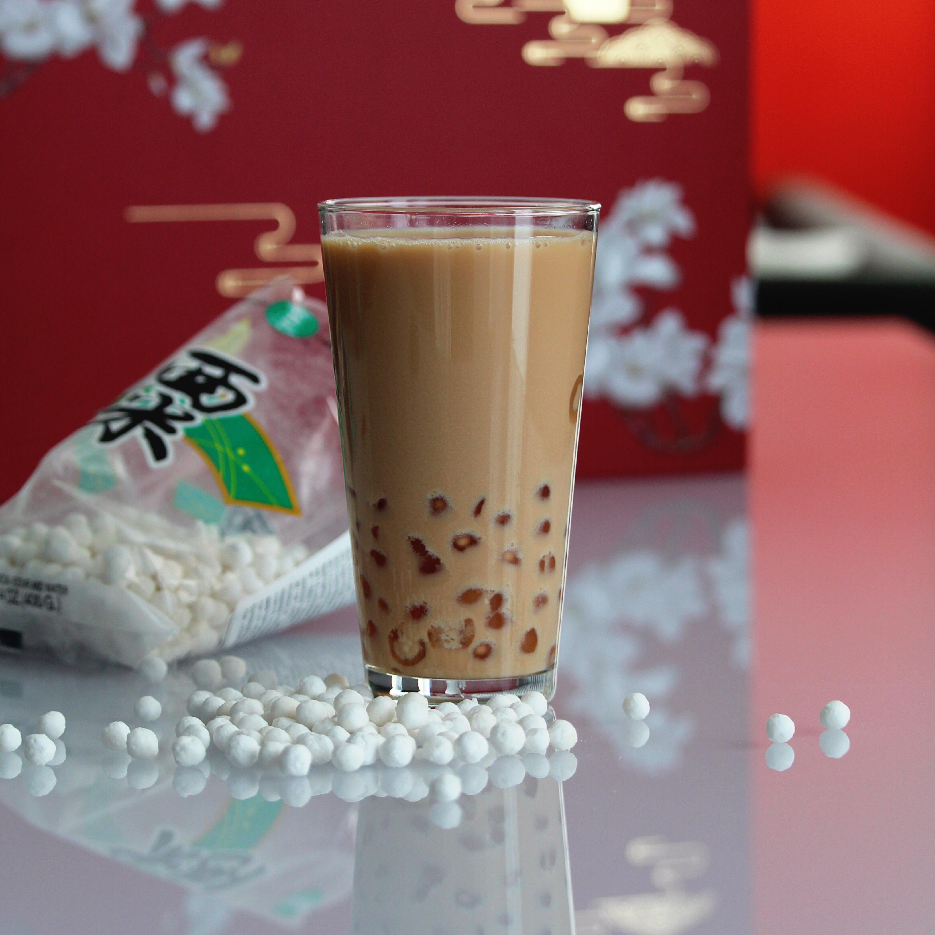 Iced Black Tapioca Pearl Balls Bubble Tea From Taiwan Starch Balls in Milk Tea 