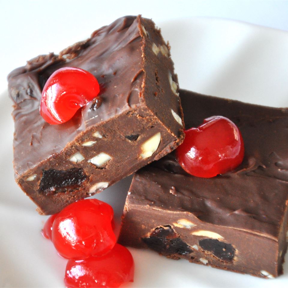 Cherries and Chocolate Fudge_image
