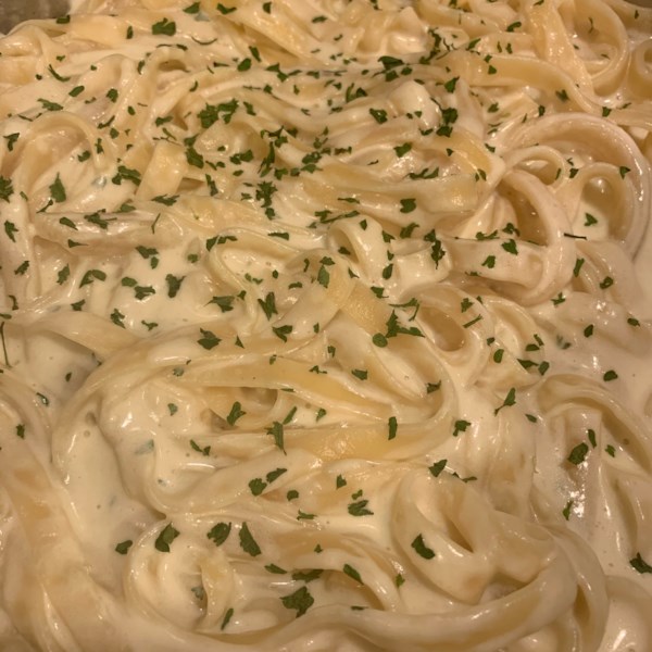 To Die For Fettuccine Alfredo Photos - Allrecipes.com