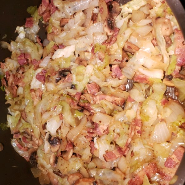 Southern Fried Cabbage with Bacon, Mushrooms, and Onions Photos ...