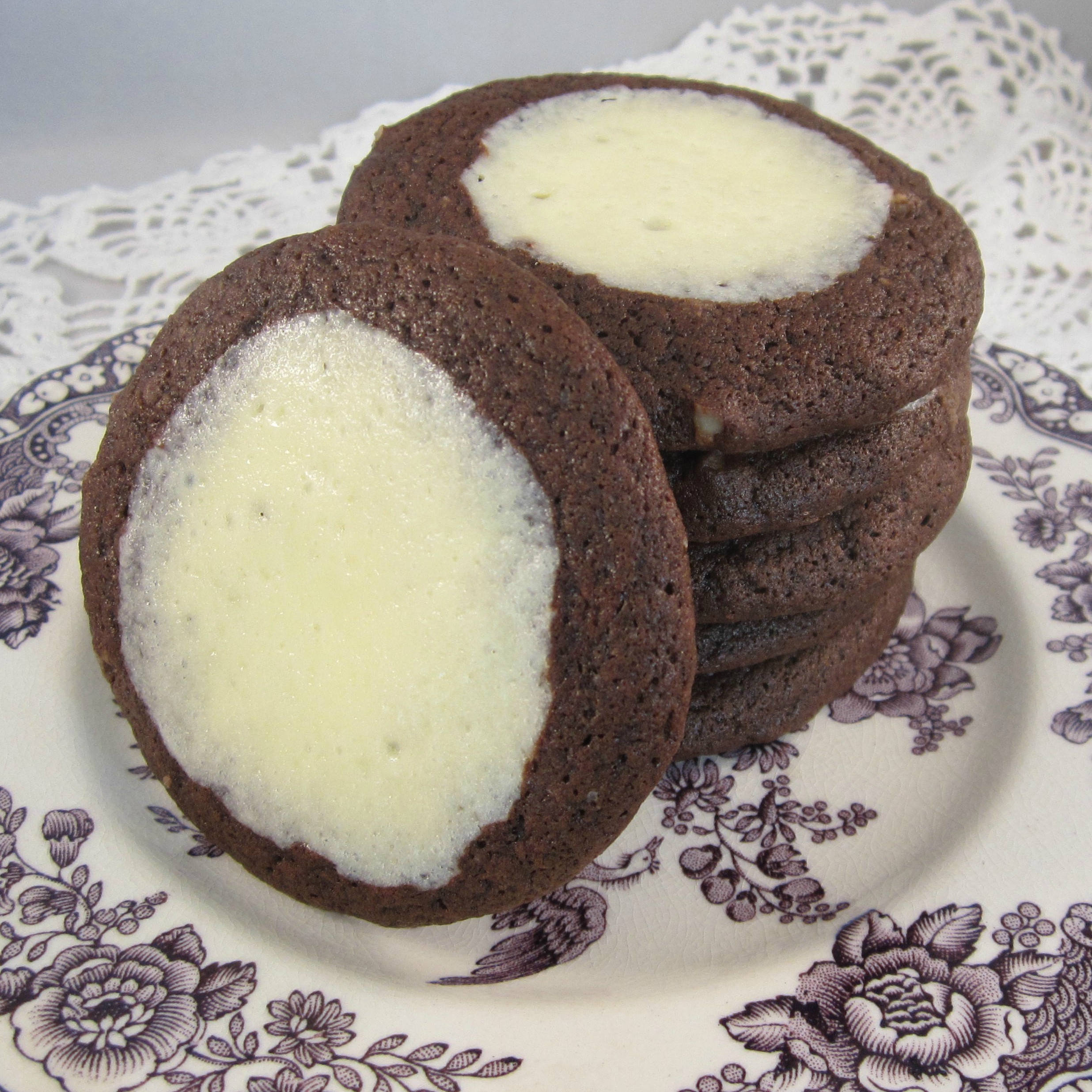 Chocolate-Cheesecake Cookies image