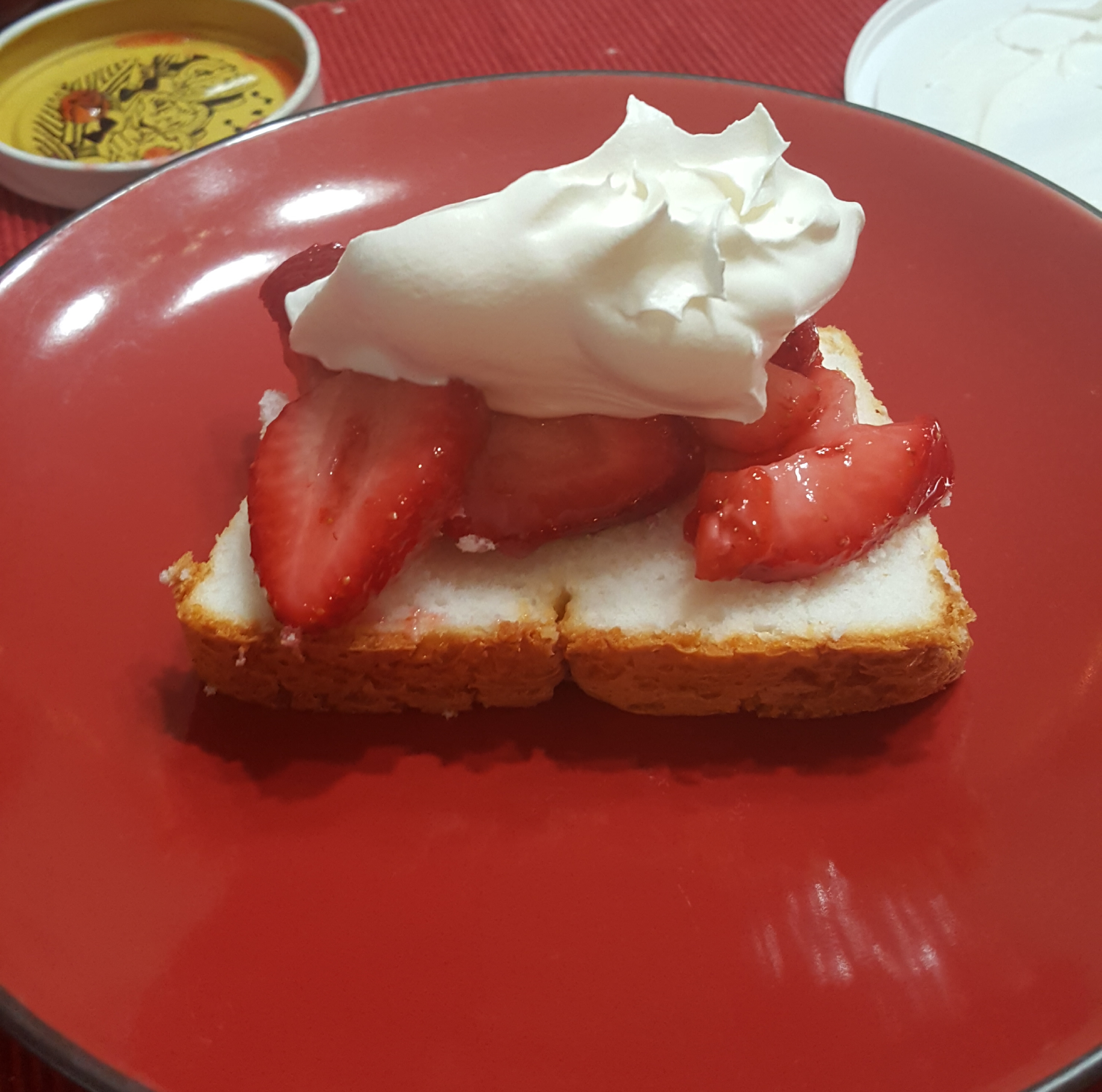 Super-Easy Strawberry Shortcake_image