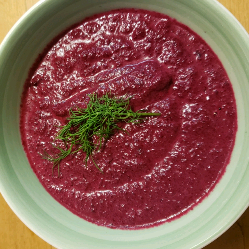 Creamy Beet With Dill Soup_image
