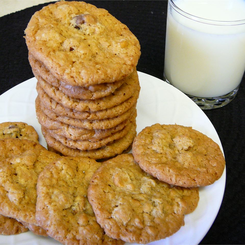 Oatmeal Chocolate Chip Cookies I image