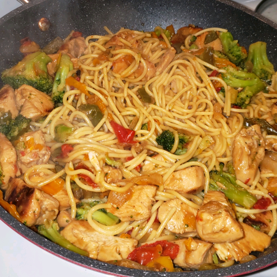 Family Favorite Chicken Lo Mein Recipe | Allrecipes