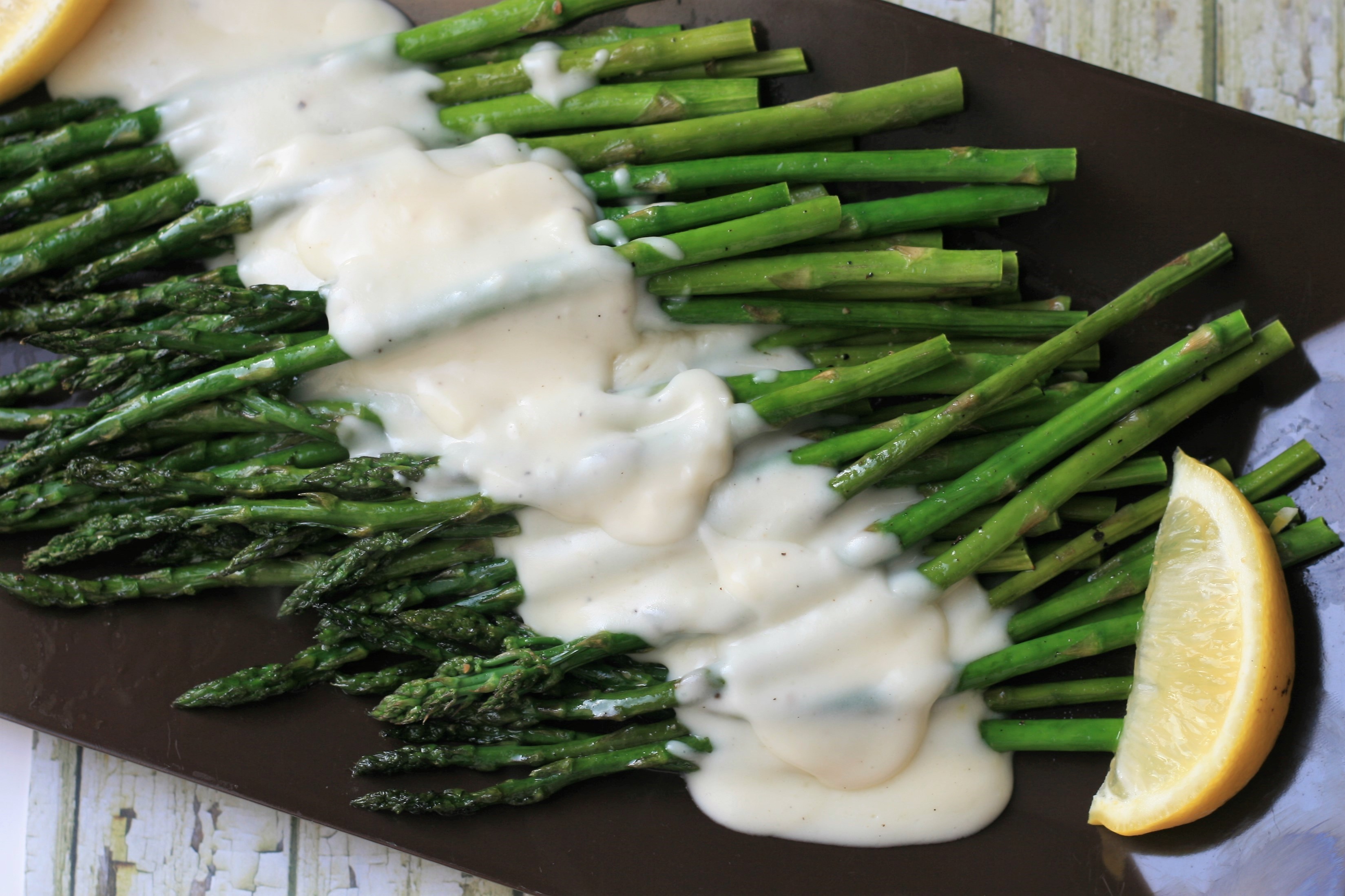 Roasted Asparagus with Parmesan Cream Sauce_image