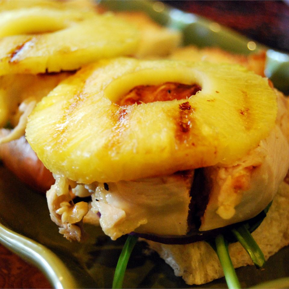 Grilled Chicken Pineapple Sliders_image