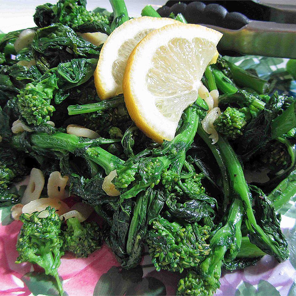 Broccoli Rabe with Roasted Peppers Recipe Allrecipes