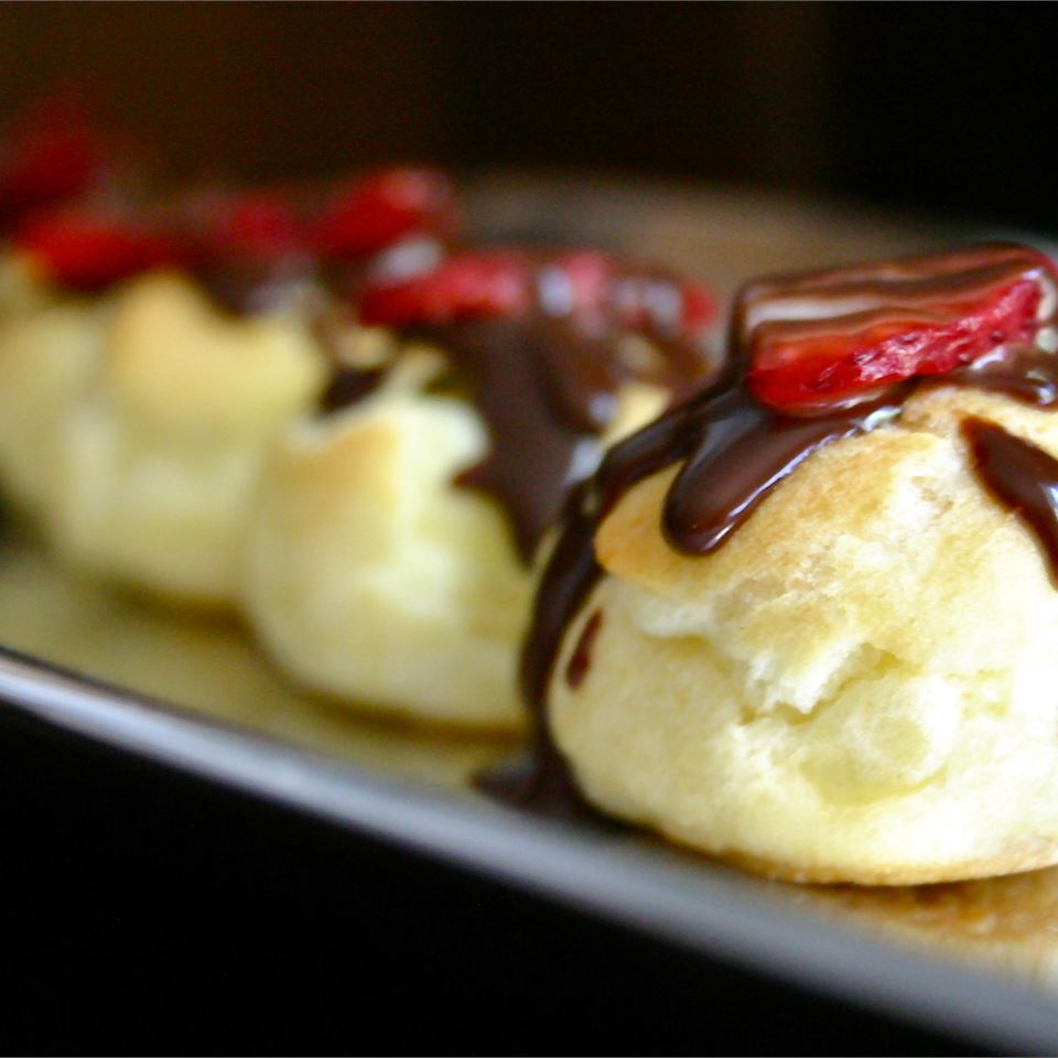 Profiteroles image