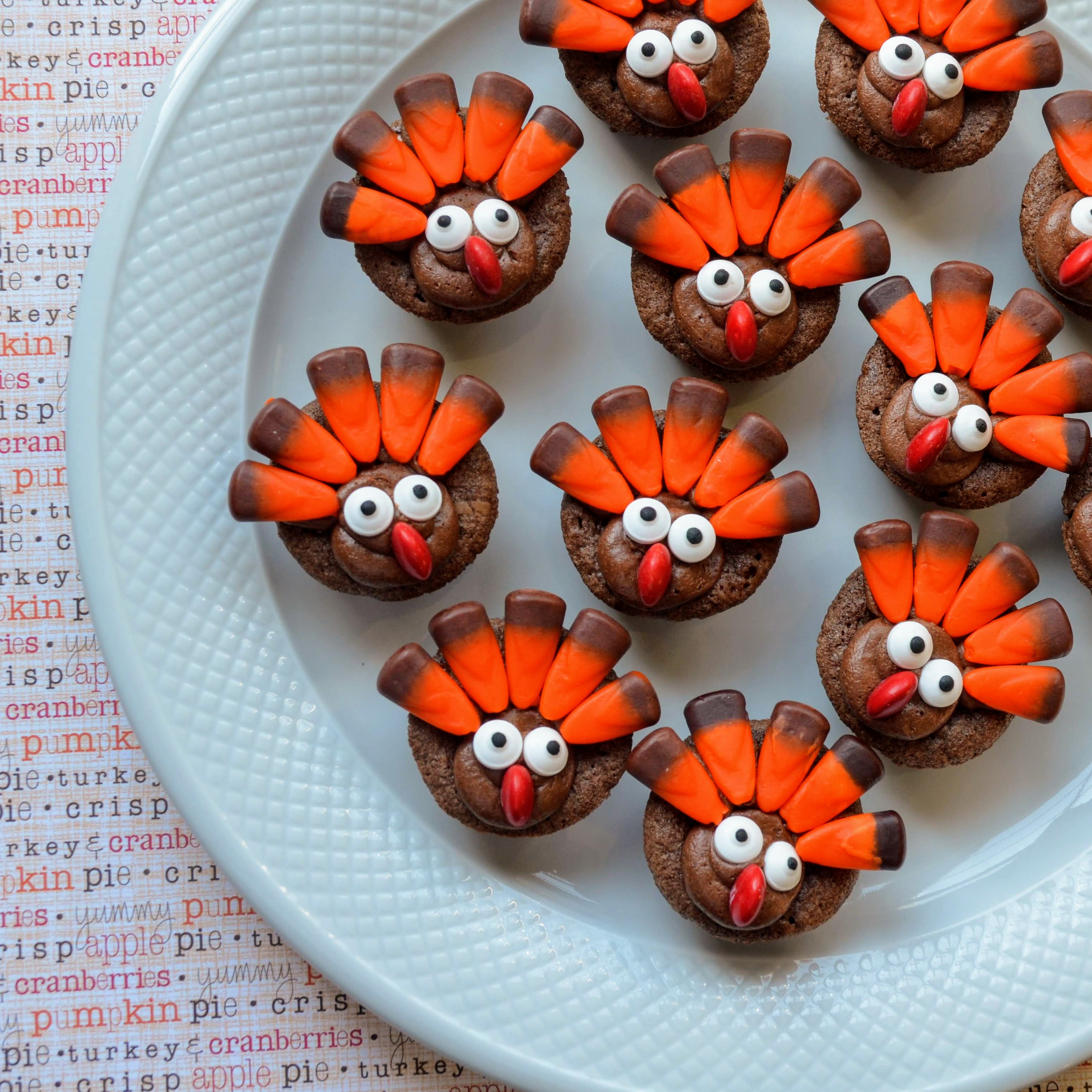 Cute Easy Thanksgiving Treats 36 Incredible Thanksgiving Desserts That Aren T Pie