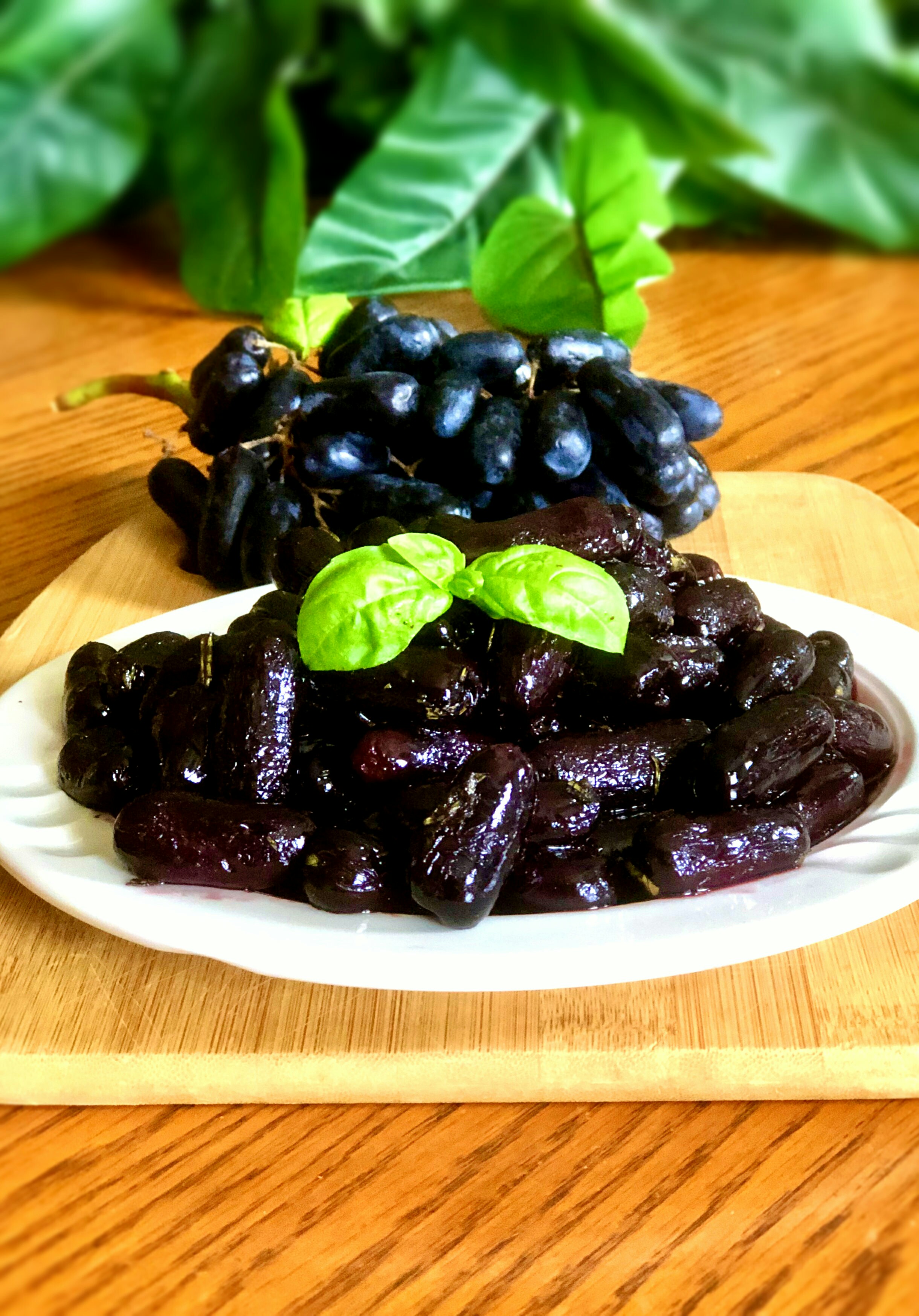 Balsamic Roasted Grapes_image