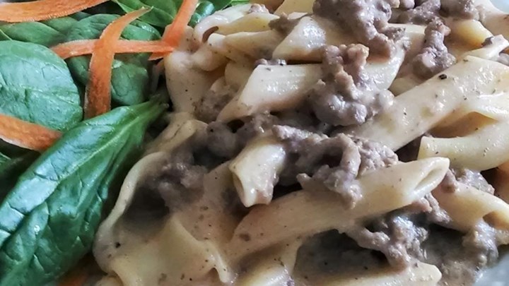 Easy and Quick Beef Stroganoff