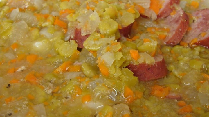 Slow Cooker Split Pea Sausage Soup