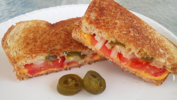 Healthy Spicy Grilled Cheese Sandwich