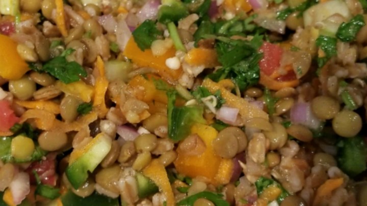 easy Healthy Lunch Ideas - Refreshing Lentil Salad