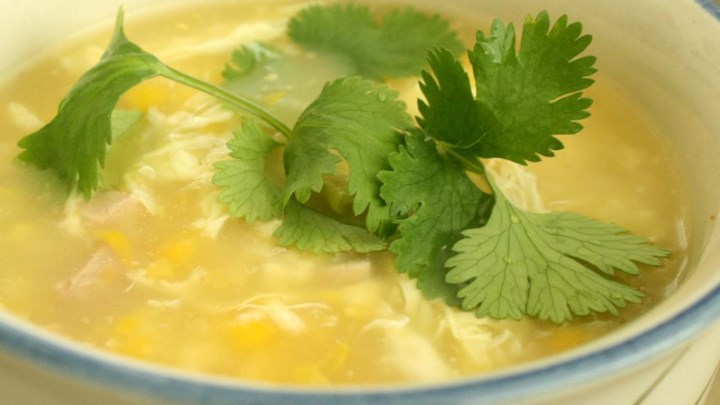 Velvety Chicken Corn Soup