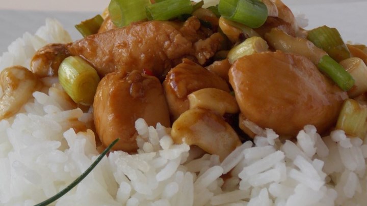 Thai Chicken with Cashew Nuts