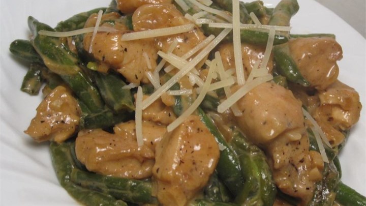 Divine Chicken with Green Beans