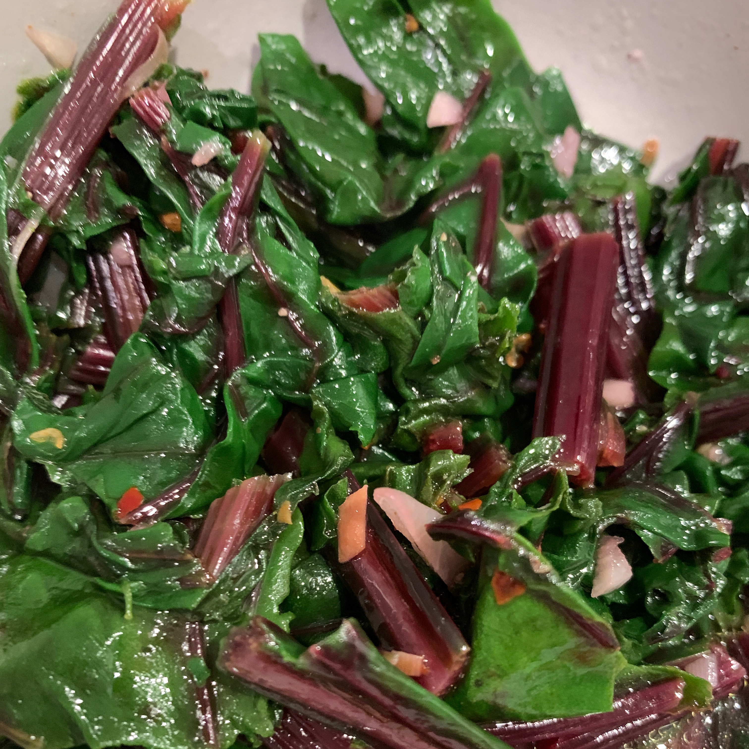 Simple and Delicious Beet Greens_image