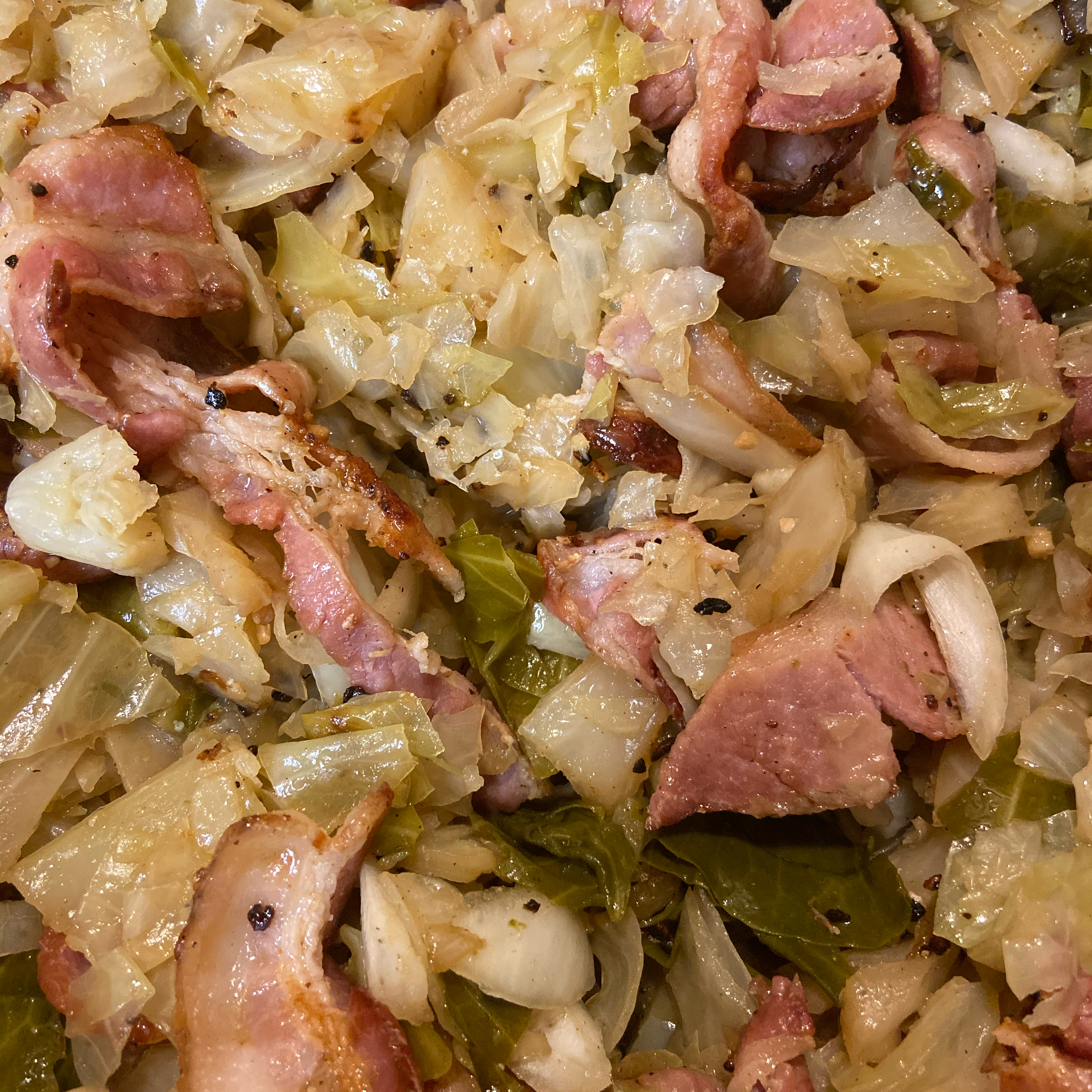 Fried Cabbage with Bacon_image