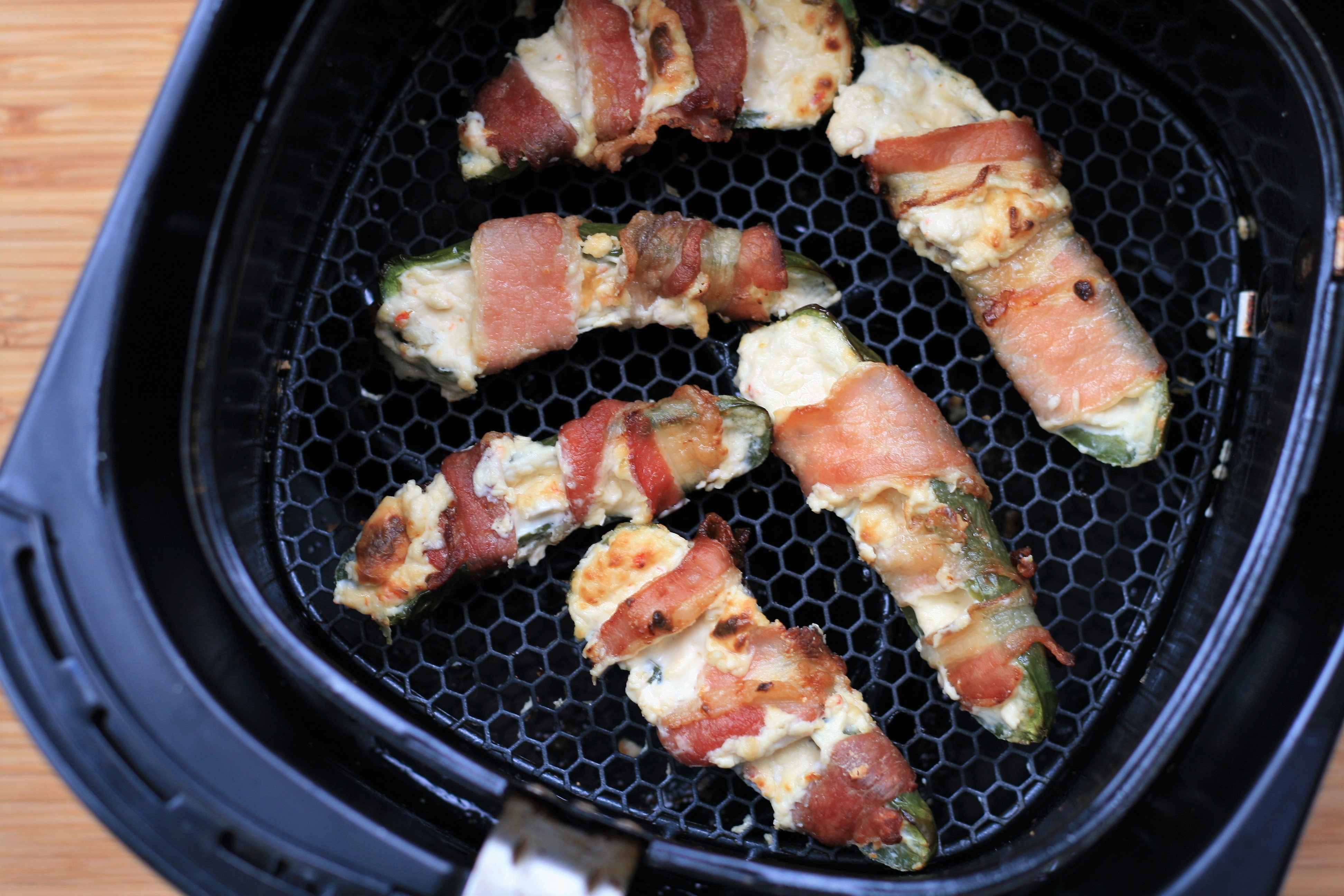 Keto Air Fryer Jalapeno Poppers image
