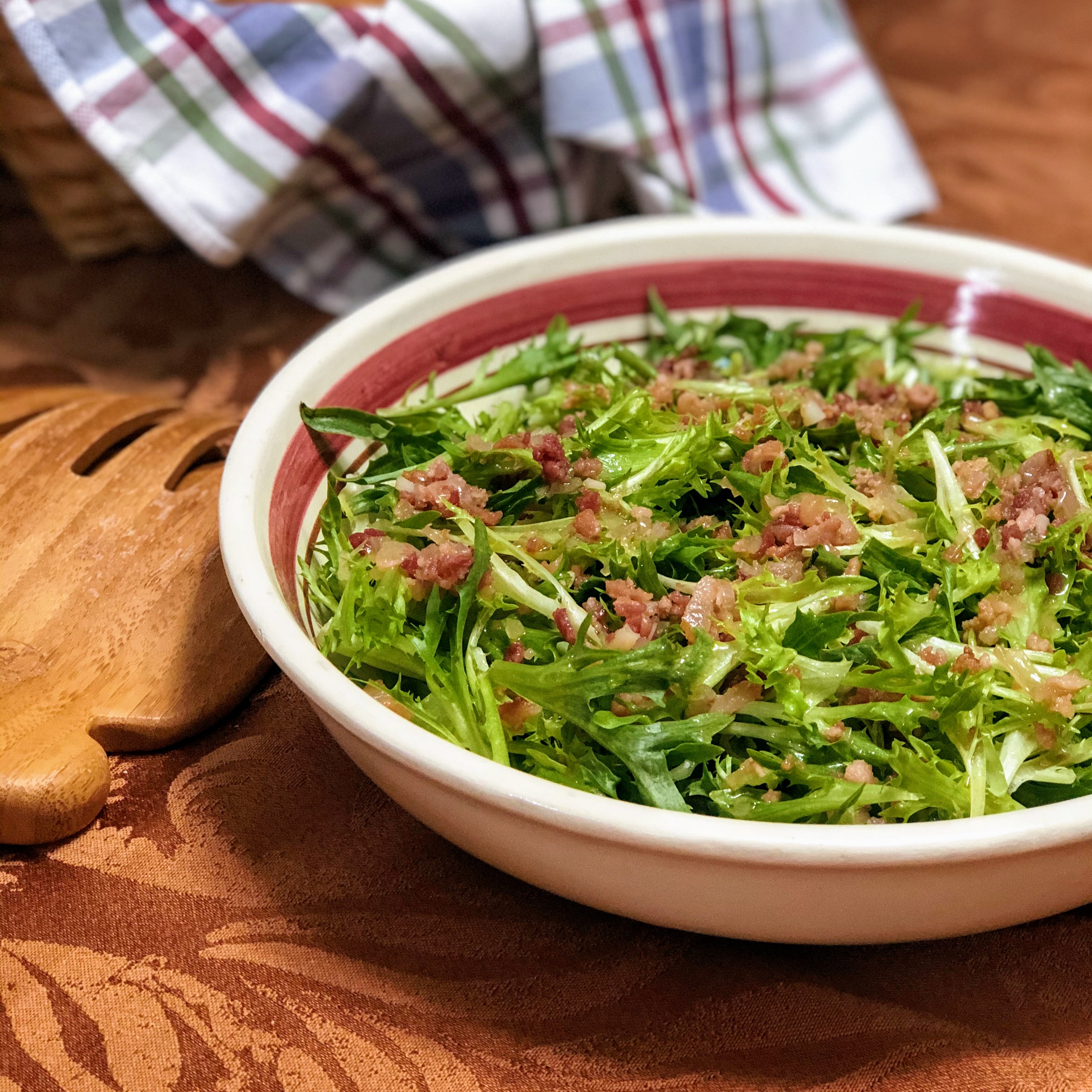 Frisee Salad With Hot Bacon Dressing Recipe Allrecipes