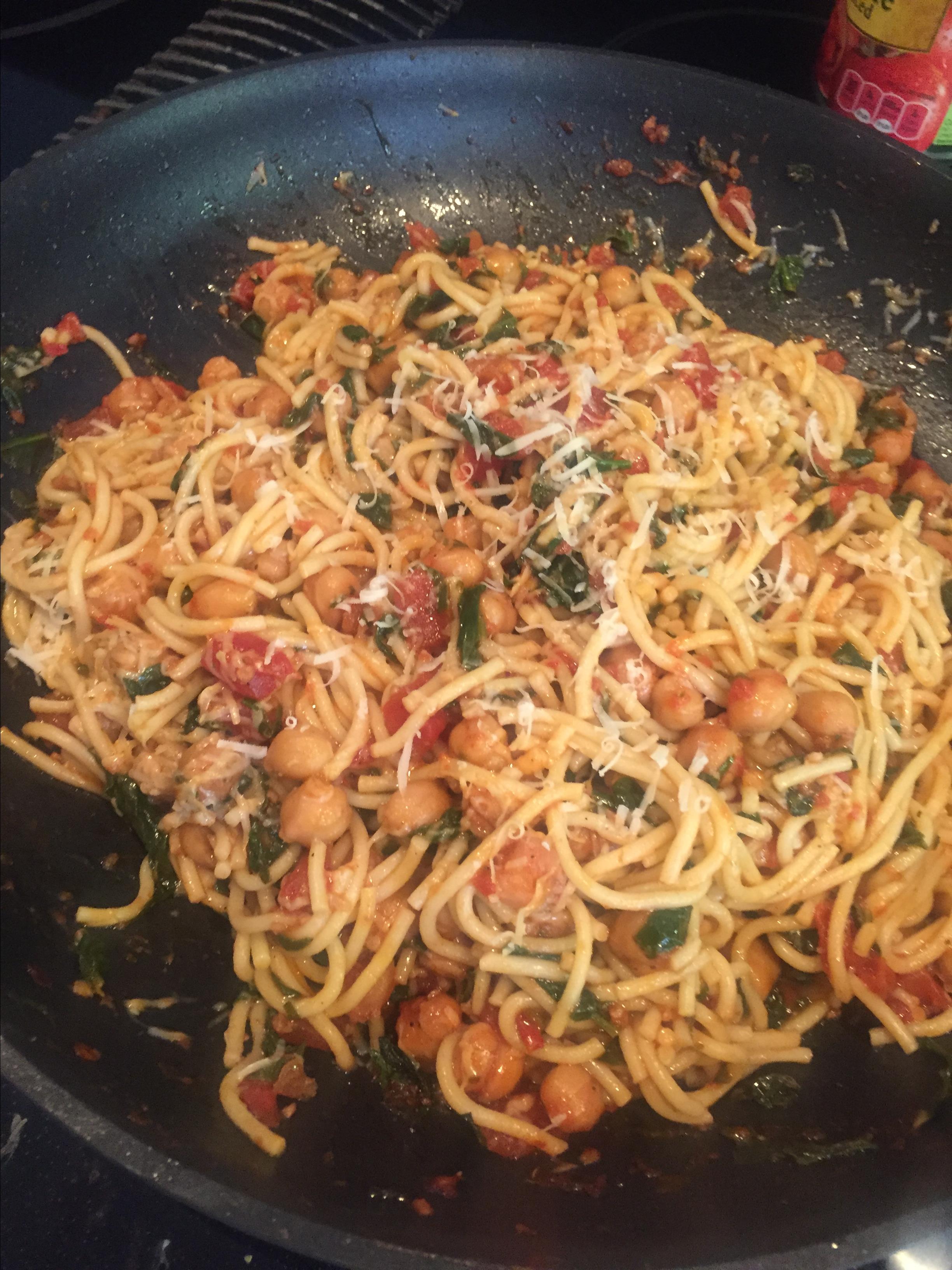 Fire-Roasted Tomato and Spinach Pasta image