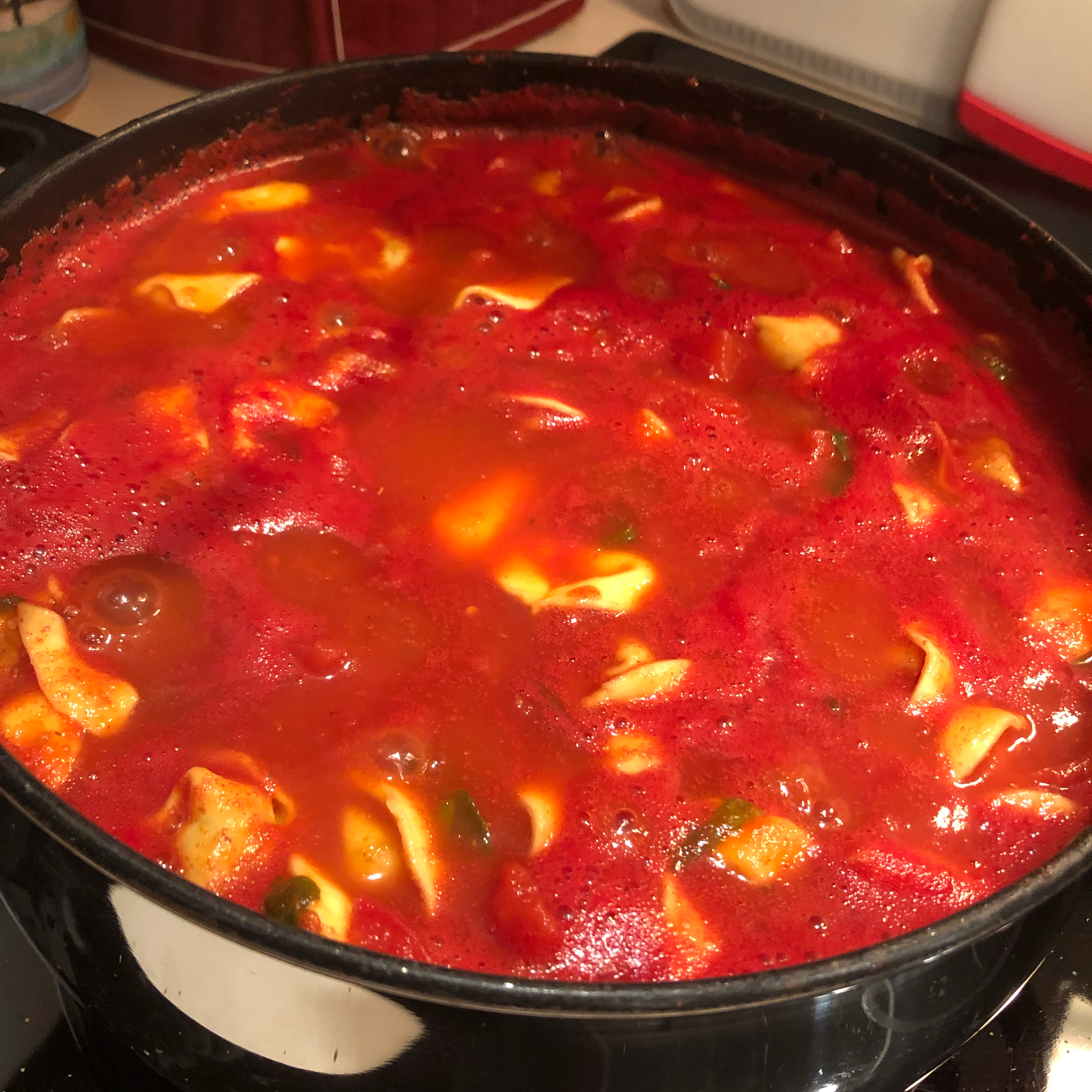 Tomato Soup with Spinach and Tortellini image