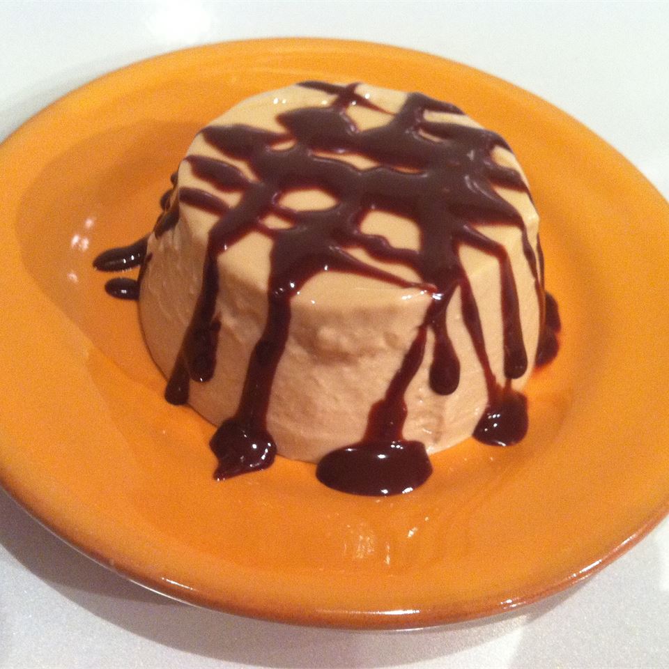 Costa Rican Coffee Panna Cotta with Bittersweet Chocolate-Rum Sauce_image