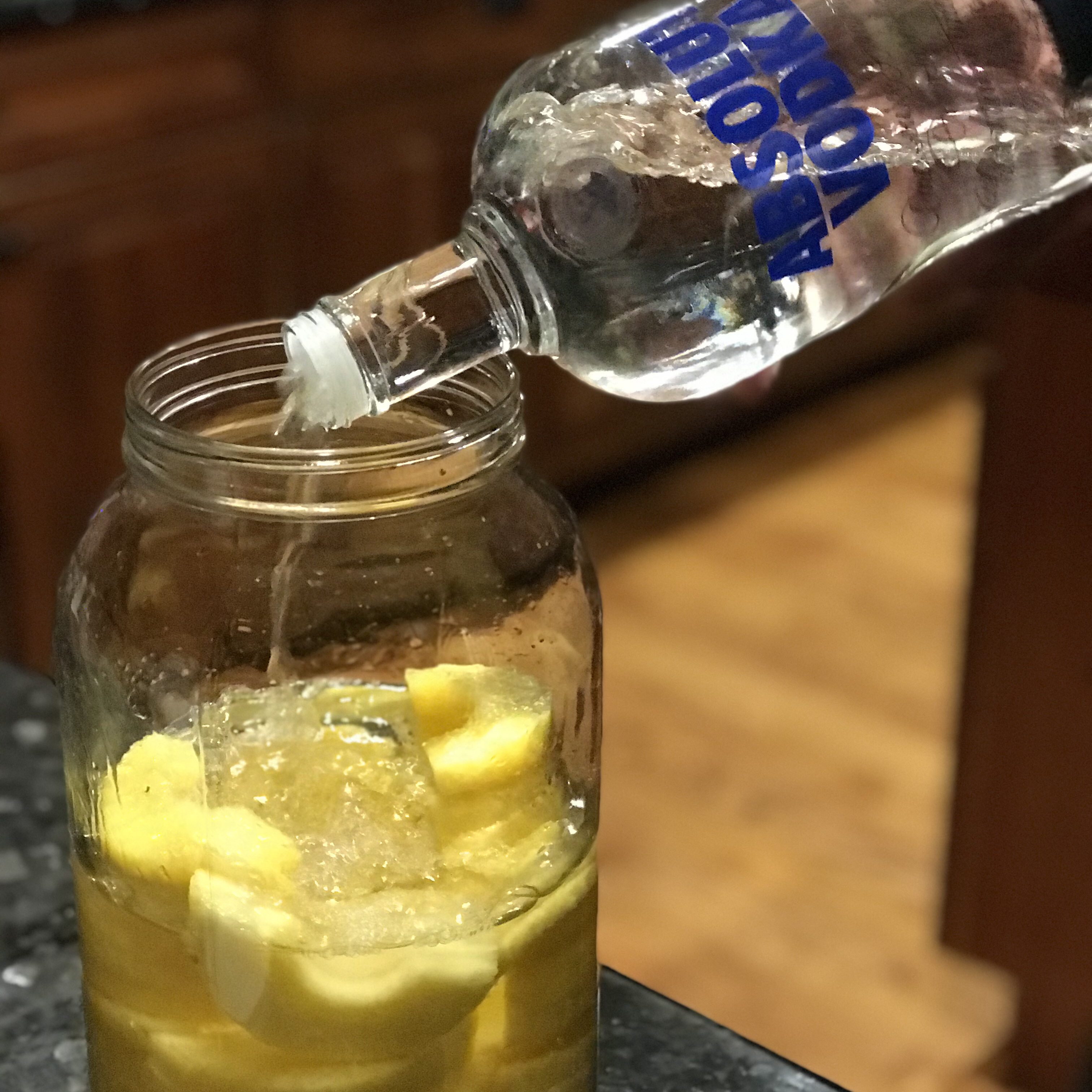 Pineapple-Infused Vodka_image