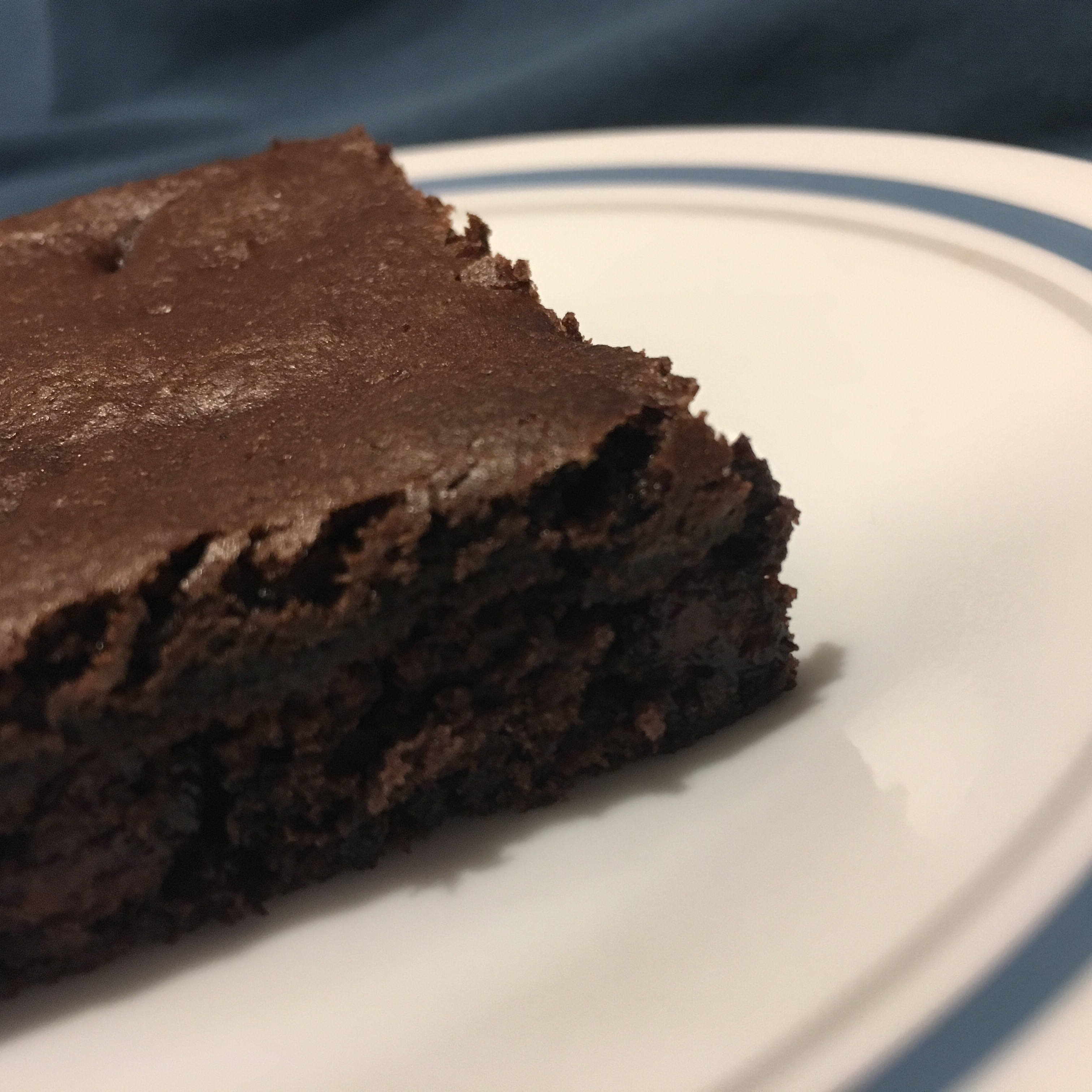 Moist Cake Mix Brownies_image