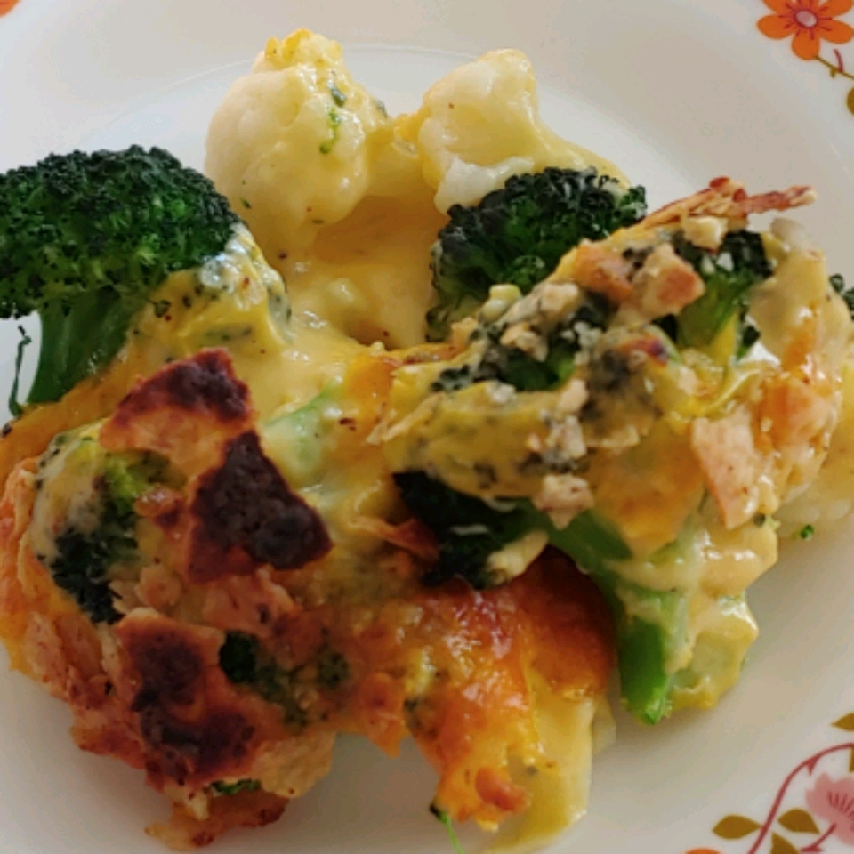 Cheesy Cauliflower and Broccoli Gratin_image