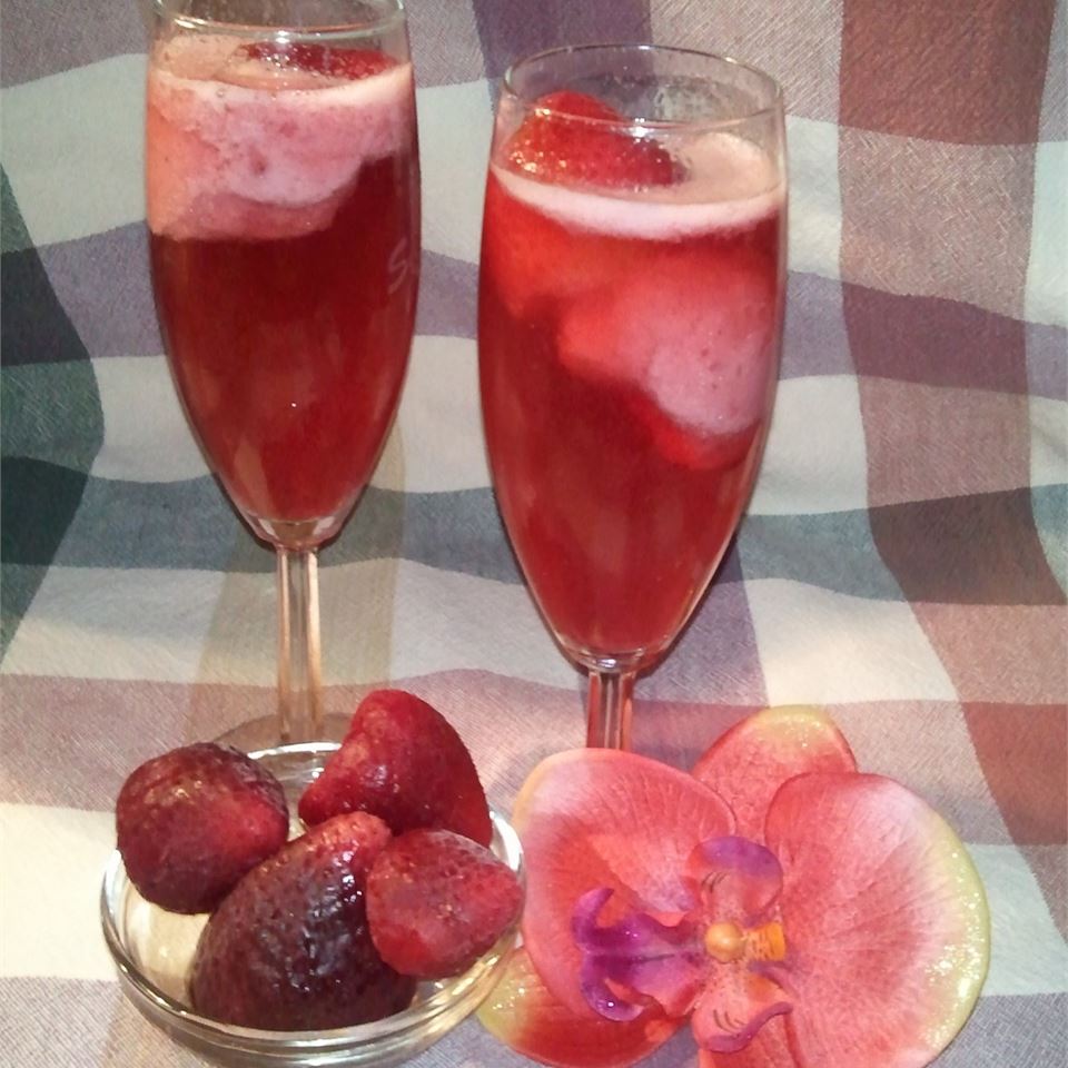 Champagne with Strawberries image