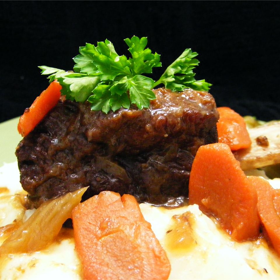 Smothered Beef Short Ribs image