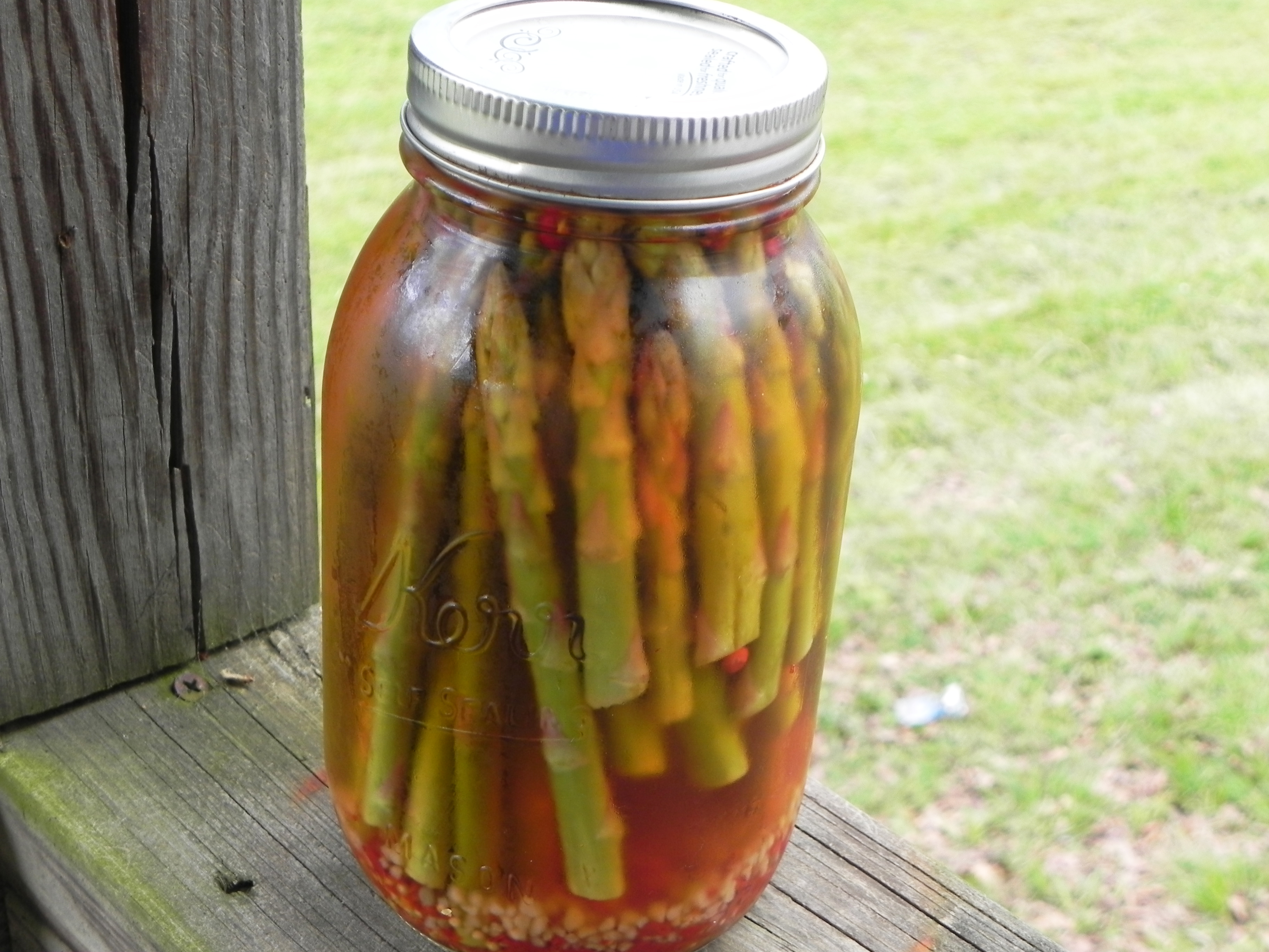 Quick-Pickled Spicy Asparagus image
