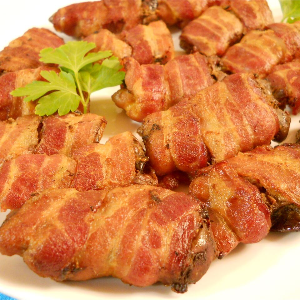 Baked Chicken Livers with Bacon image