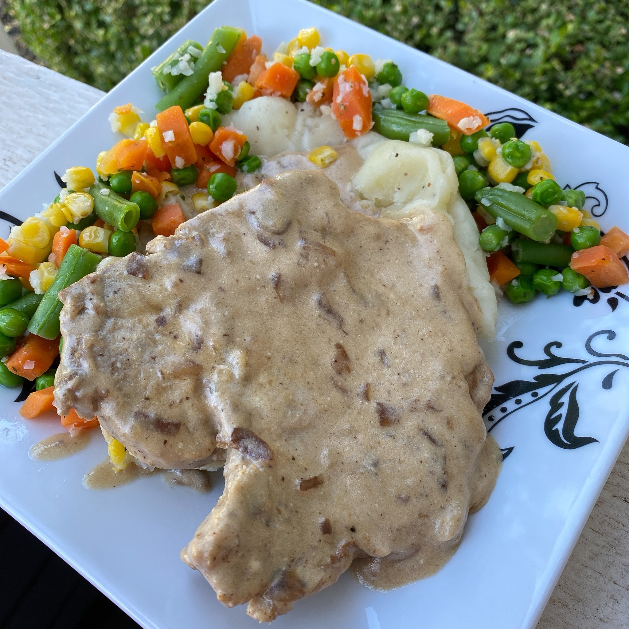 Slow Cooker French Onion Pork Chops_image