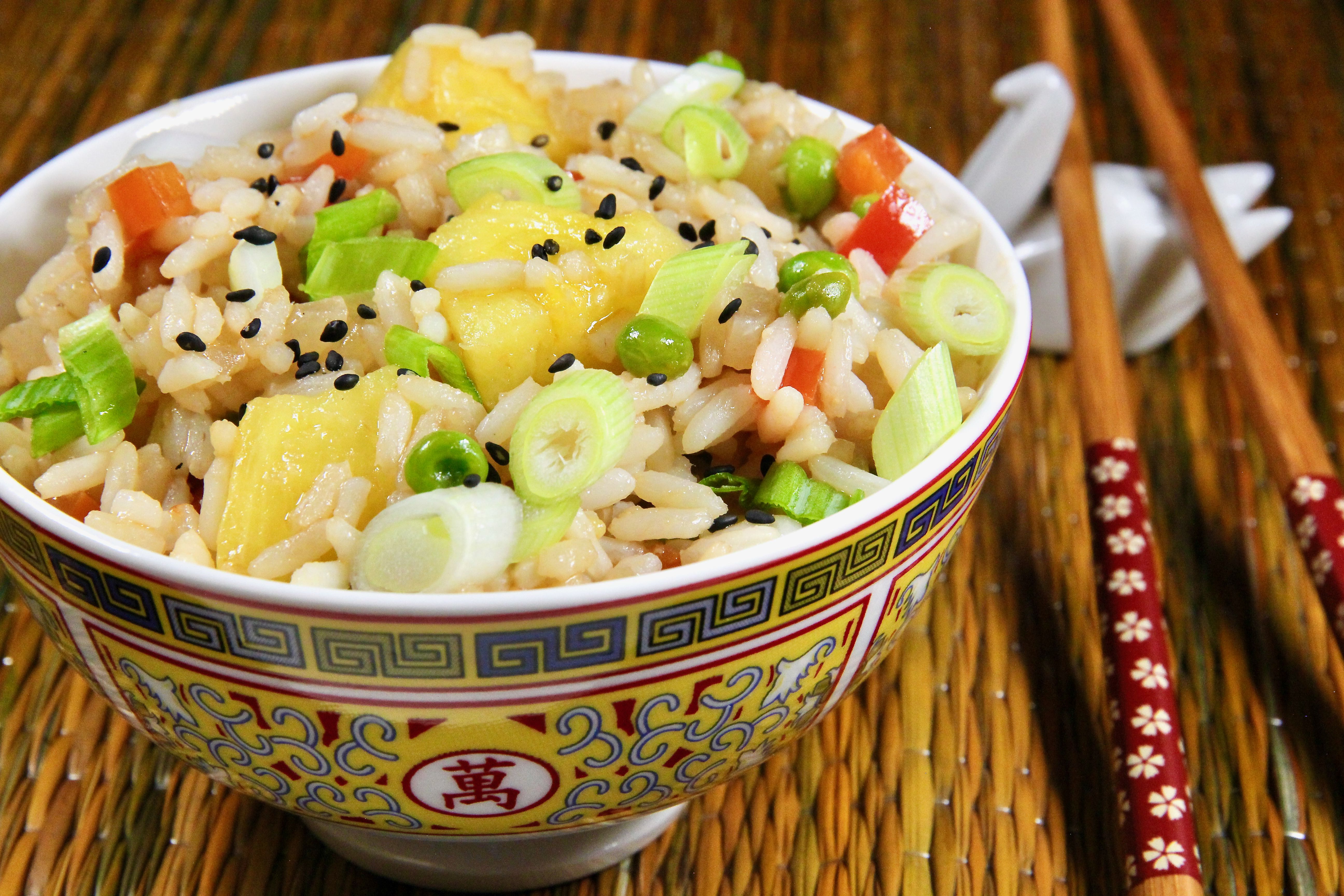 Quick and Easy Pineapple Fried Rice_image