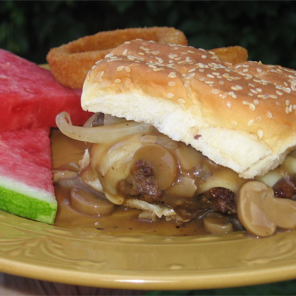 Mushroom and Swiss Burger_image