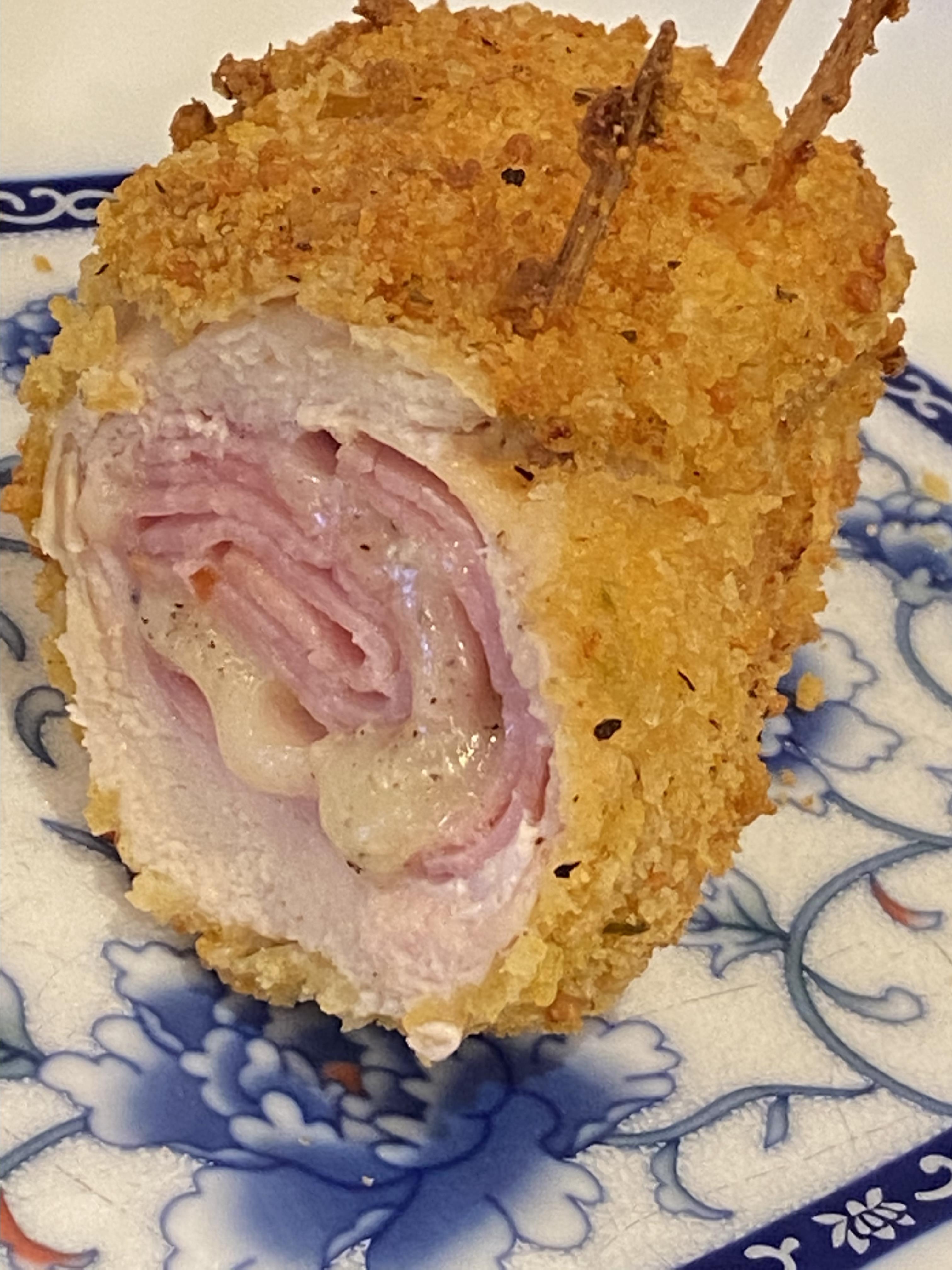 raw-chicken-cordon-bleu-air-fryer-www-thaicoops