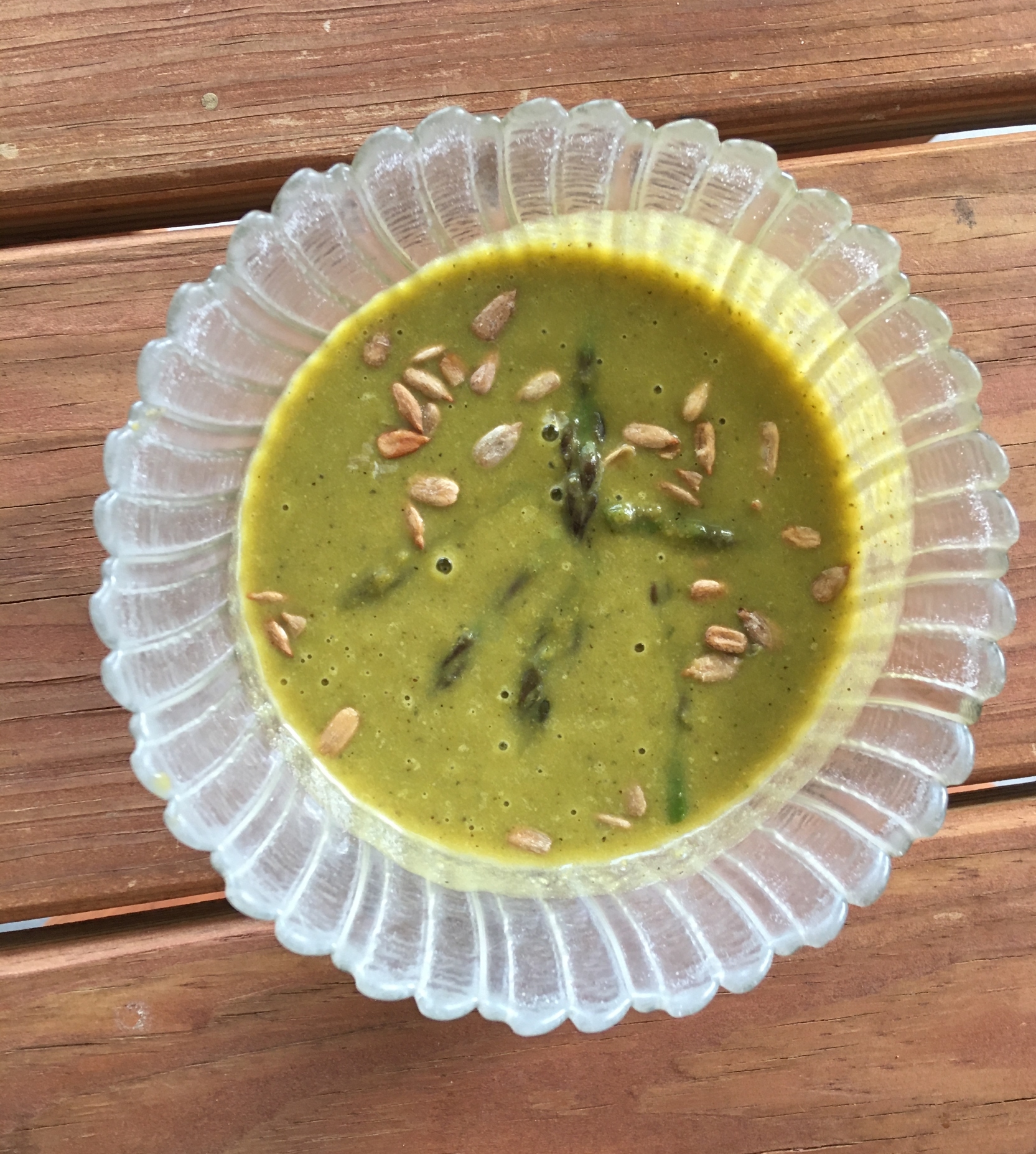 Quick and Easy Cream of Asparagus Soup_image