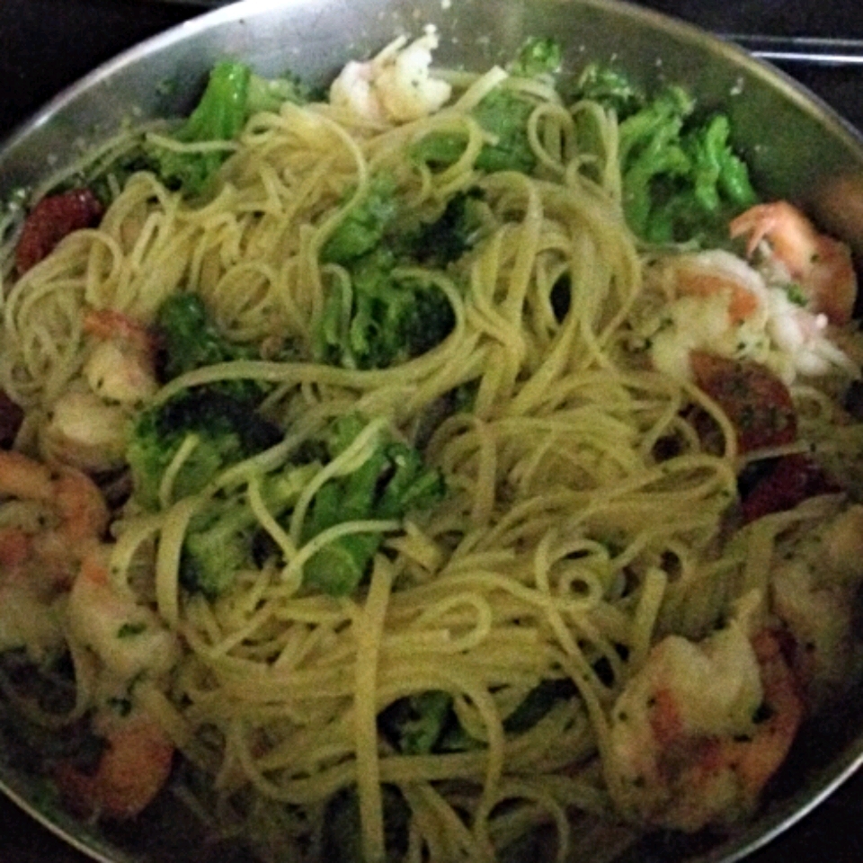 Shrimp, Broccoli, and Sun-dried Tomatoes Scampi with Angel Hair Recipe ...