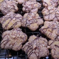 Almond Meringue Cookies_image