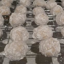 Holiday Snowball Cookies image