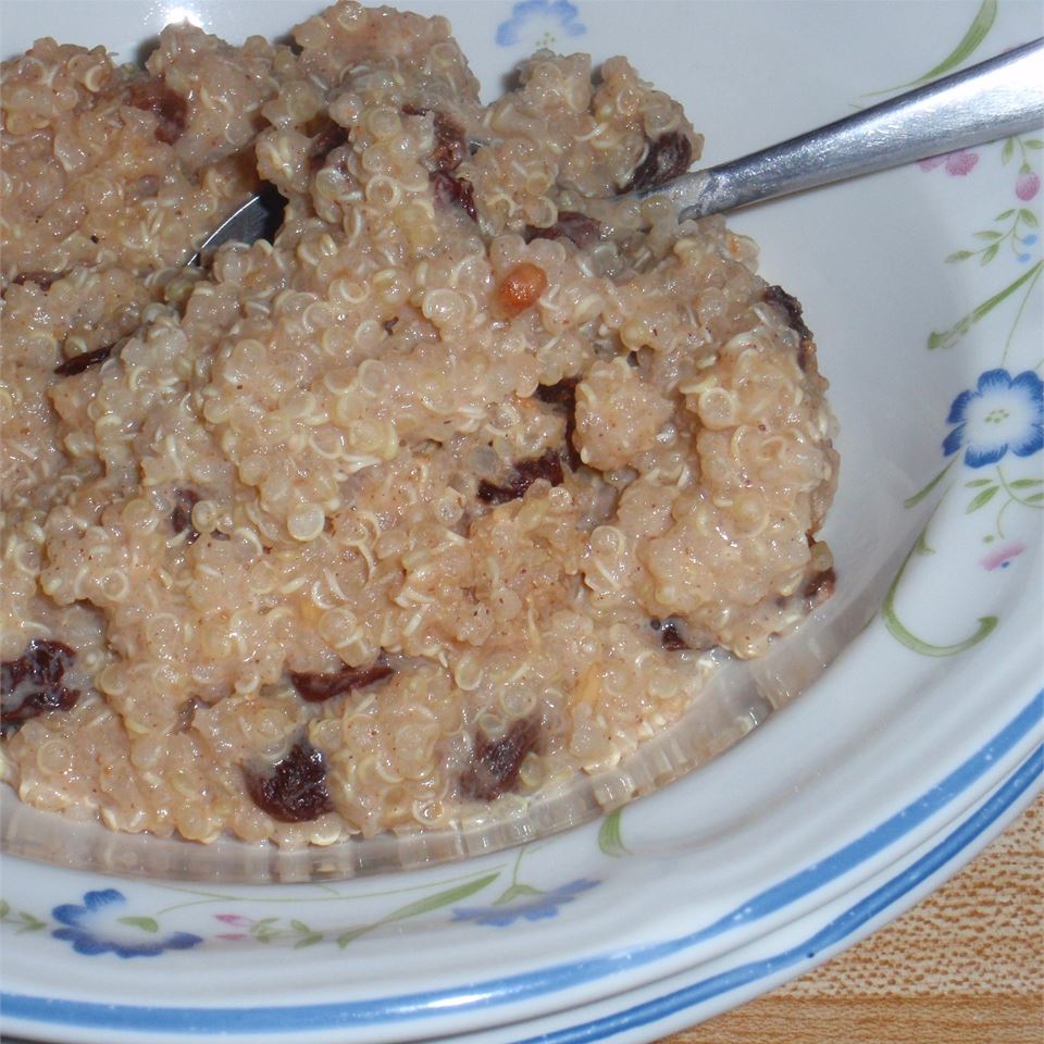 Quinoa Prune Breakfast Porridge_image