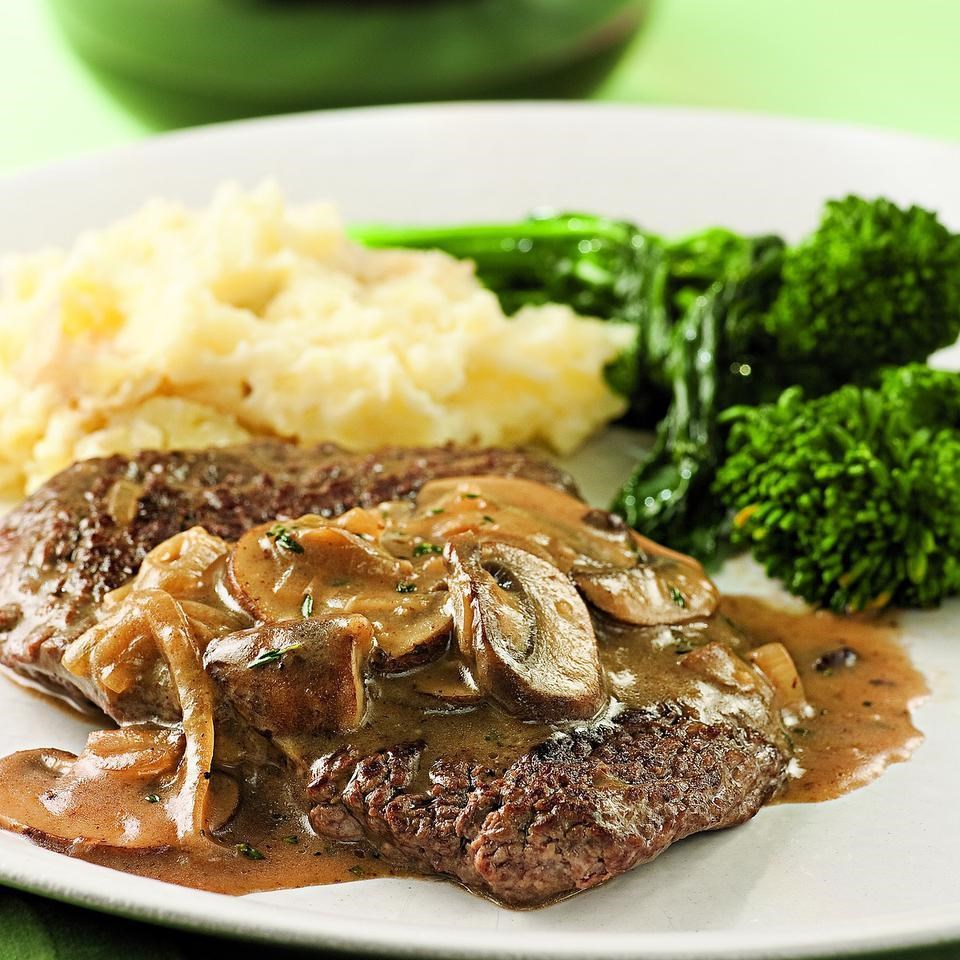 Cube Steak With Mushroom Sherry Sauce For Two Recipe Eatingwell 