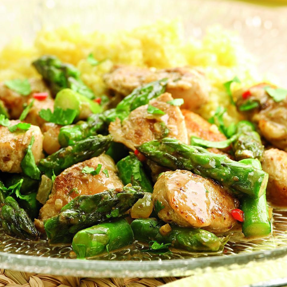 Indian-Spiced Chicken & Asparagus Recipe - EatingWell