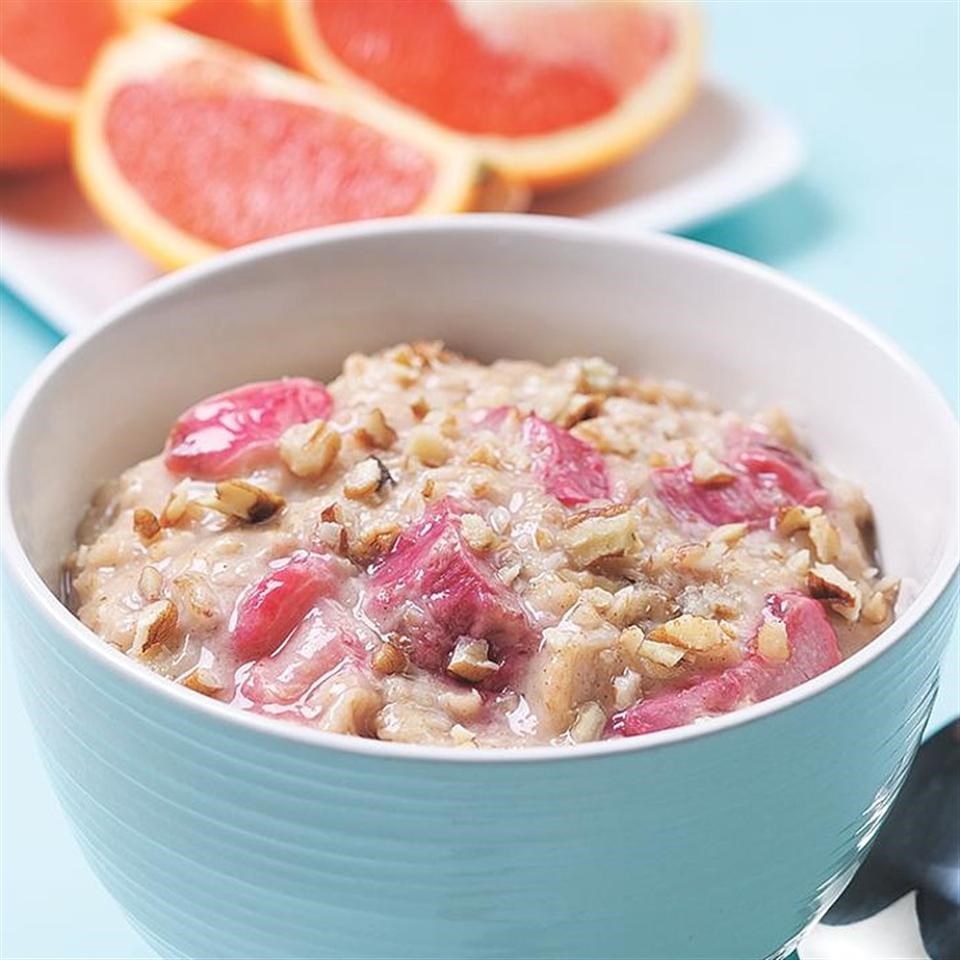 Oatmeal-Rhubarb Porridge | Cook These Healthy Oatmeal Recipes! And Be A Better Version of You!